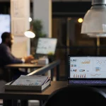 O custo da paralisia: O que sua empresa perde ao adiar a estruturação do marketing